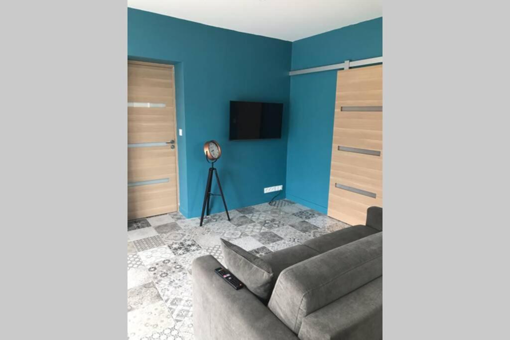 Logement Attenant A Une Villa T2 Avec Terrasse . Besse-sur-Issole Exteriér fotografie
